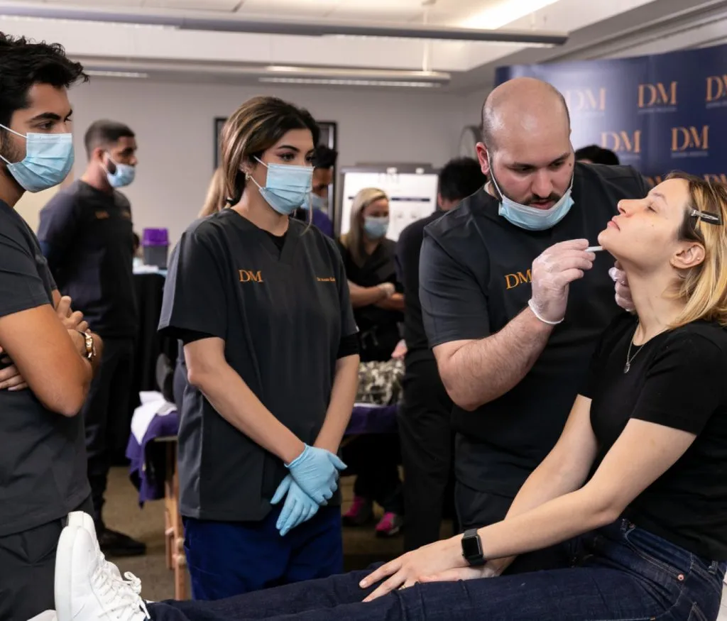 Comprendre et appliquer les peelings chimiques